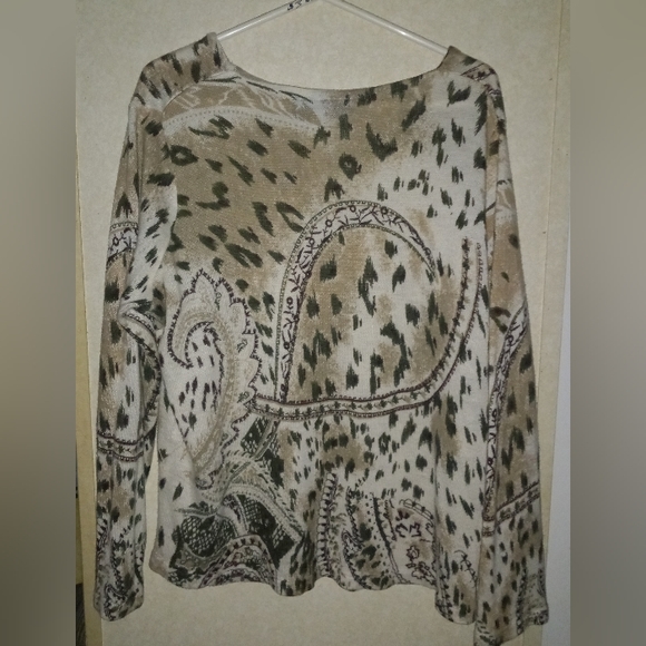 Southern Expression Sweatshirt - Picture 2 of 3